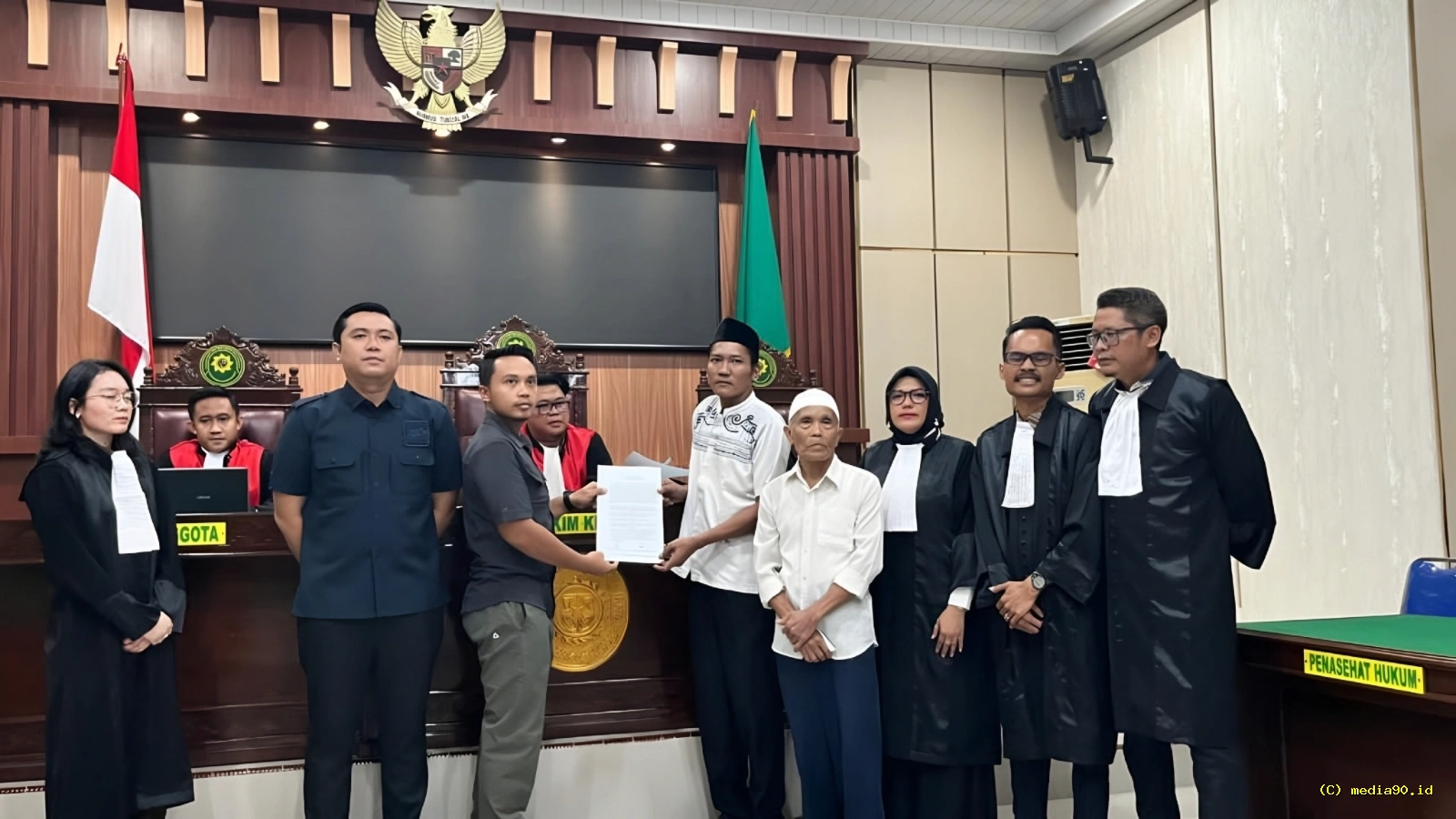 Sidang MKR Kasus Getah Karet PTPN Rampung Nasib Hukum Kakek Mujiran Menunggu Putusan Hakim
