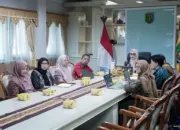 Penanggulangan TBC Jadi Prioritas, Wakil Gubernur Lampung Minta RAD TBC Segera Dituntaskan 13 Wakil Gubernur Lampung Dorong Percepatan Penyusunan RAD TBC untuk Tekan Kasus Tuberkulosis