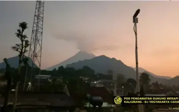 Gunung Merapi Masih Aktif, Guguran Lava Capai 1,8 Kilometer dan Aktivitas Vulkanik Terus Meningkat 8 Waspada! Aktivitas Gunung Merapi Masih Tinggi, Aliran Lava Capai 1,8 Kilometer