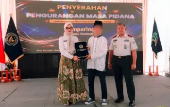 Wagub Lampung Jihan Serahkan Remisi kepada 45 Anak Binaan di LPKA pada Hari Anak Nasional 2026 4 45 Warga Binaan Anak di LKPA Lampung Dapat Remisi, Diserahkan Langsung oleh Wagub Jihan