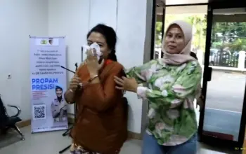 ART di Jakarta Barat Diduga Kuras ATM Majikan Rp450 Juta, Uangnya Dipakai Beli Mobil 6 ART di Jakarta Barat Diduga Bobol ATM Majikan hingga Rp450 Juta Uangnya Dipakai Beli Mobil
