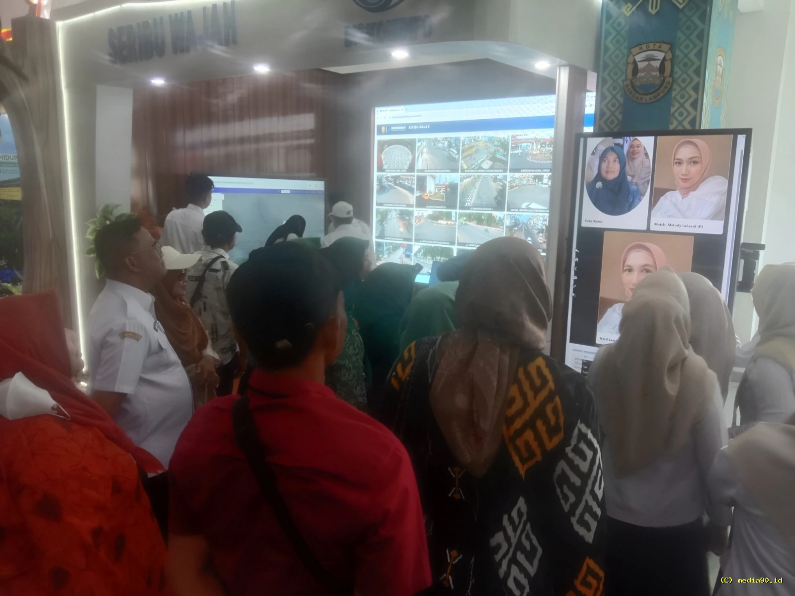 Aplikasi Rupa Wajah Jadi Daya Tarik Bandar Lampung Expo Ratusan Pengunjung Antre Cek Wajah Mirip Artis