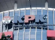 KPK Sita Uang hingga Perhiasan Saat Geledah Kantor Bupati dan Sejumlah Dinas di Sukoharjo 10 Geledah Kantor Bupati hingga Sejumlah Dinas KPK Amankan Uang dan Perhiasan
