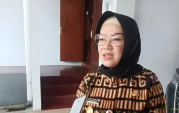 KPK Ungkap OTT Bupati Sukoharjo Etik Suryani Terkait Dugaan Pemerasan Bawahan 3 KPK Ungkap OTT Bupati Sukoharjo Etik Suryani Terkait Dugaan Pemerasan Bawahan