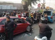 Polisi Selidiki Penyebab Kecelakaan Beruntun 6 Kendaraan di Kebon Pedes Bogor 16 Kecelakaan Beruntun Libatkan 6 Kendaraan di Kebon Pedes Bogor Polisi Lakukan Penyelidikan