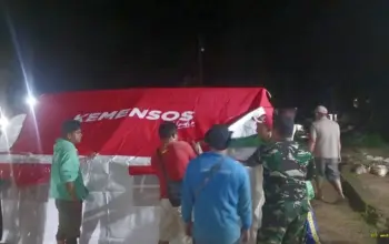Kemensos Salurkan Bantuan bagi Korban Banjir di Tapanuli Tengah 8 Kemensos Gerak Cepat Kirim Bantuan untuk Warga Terdampak Banjir Tapanuli Tengah