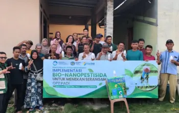 Polinela Kenalkan Bio-Nanopestisida untuk Kurangi Ketergantungan Petani pada Pestisida Kimia 8 Lewat Program PkM, Dosen Polinela Ajak Petani Kurangi Penggunaan Pestisida Kimia