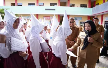Pemkot Bandar Lampung Pastikan Seluruh Siswa yang Belum Lolos SPMB Tetap Masuk SMP Negeri 3 Pemkot Bandar Lampung Pastikan Seluruh Siswa yang Belum Lolos SPMB Tetap Masuk SMP Negeri