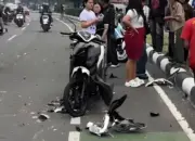 Pemotor RX King Lawan Arah Picu Kecelakaan di Pakansari Bogor, Tiga Orang Terluka 12 Pemotor RX King Lawan Arah Picu Kecelakaan di Pakansari Bogor Tiga Orang Terluka