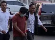 Motif Teror Bom di SDN Jaksel Terungkap, Pelaku Mengaku Kesal karena Persoalan Seragam 11 Peneror Bom SDN di Jakarta Selatan Mengaku Kesal karena Persoalan Seragam Sekolah