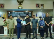 Pemprov dan DPRD Lampung Paripurnakan Raperda Pertanggungjawaban APBD 2025, Lampung Kembali Raih Opini WTP 10 Raperda Pertanggungjawaban APBD 2025 Diparipurnakan, Pemprov dan DPRD Lampung Perkuat Akuntabilitas