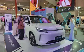 Ratusan Konsumen Langsung Pesan DFSK E5 Plus Setelah Masa Pre Booking Dibuka