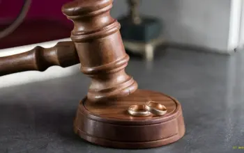 Anak Tengah Terdakwa Pembunuhan Sekeluarga di Jakut Dituntut 15 Tahun Penjara 3 Jaksa Tuntut Anak Tengah Pelaku Pembunuhan Sekeluarga dengan Hukuman 15 Tahun Penjara