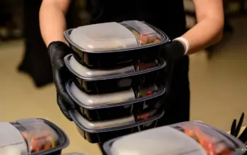 693 Siswa dan 14 Guru SMKN 6 Semarang Diduga Keracunan MBG, Distribusi Makanan Dihentikan Sementara 3 Ratusan Siswa dan Belasan Guru SMKN 6 Semarang Diduga Keracunan Makanan MBG